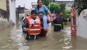 बाराबंकी12सितम्बर23*मूसलाधार बारिश से कई इलाकों में भारी जलप्रलय