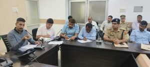 कानपुर18सितम्बर23* आई.जी.आर.एस. पोर्टल के विभिन्न विभागों के नोडल अधिकारियों के साथ समीक्षा बैठक सम्पन्न हुई।