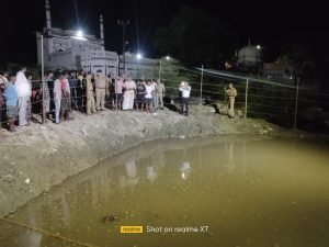 कानपुर नगर21सितम्बर23*एसीपी ने गणेश उत्सव के विसर्जन स्थल नया गंगा परिहार पुल बिठूर थानाक्षेत्र का निरीक्षण किया गया