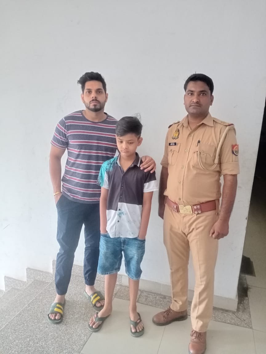 कानपुर नगर23सितम्बर23*मीडिया अपडेट-थाना नौबस्ता* *पुलिस ने एक घंटे में बरामद किया बच्चा*