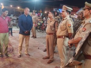 कानपुर26सितम्बर23*पुलिस उपायुक्त ने गणेश प्रतिमा विसर्जन व ईद मिलाद-उन-नबी/बारावफात जुलूस के रास्तो का सुरक्षा व्यवस्था के दृष्टिगत सम्वाद स्थापित किया।