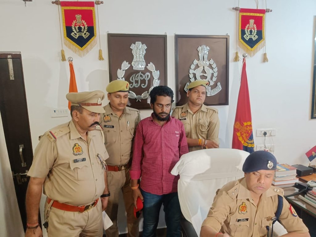 कानपुर नगर27सितम्बर2023*12 घण्टे के अन्दर ही हत्या में वांछित अभियुक्त गिरफ्तार