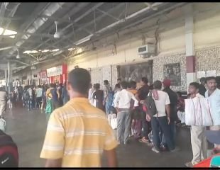 भागलपुर02सितम्बर23*सरकार गरीबों की आर्थिक स्थिति को लेकर ट्रेनों में जनरल डिब्बे बढ़ाने का काम करे। भागलपुर02सितम्बर23*सरकार गरीबों की आर्थिक स्थिति को लेकर ट्रेनों में जनरल डिब्बे बढ़ाने का काम करे।