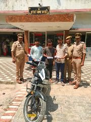 कानपुर04सितम्बर23*चोरी व लूट करने वाले युवकों को पनकी पुलिस ने दबोचा* कानपुर04सितम्बर23*चोरी व लूट करने वाले युवकों को पनकी पुलिस ने दबोचा*