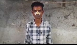 कानपुर नगर05सितम्बर23*अवैध स्टैंड चालक ने डंडा मारा रिक्शा चालक की नाक की टूटी हड्डी हुआ बेहोश