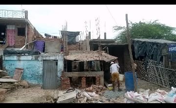 कानपुर नगर05सितम्बर23*राजस्व विभाग की सेटिंग के चलते जी टी रोड किनारे करोड़ों की बेशकीमती जमीन पर हो रहे खुलेआम कब्जे