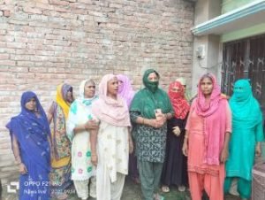 कौशाम्बी14सितम्बर23*पुष्टाहार पर ठेकेदारों का डाका बस्ती की महिलाओं ने 2 महीने से राशन सामग्री न देने का लगाया आरोप*