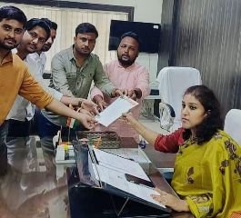 औरैया14सितम्बर23*अछल्दा चर्च निर्माण प्रकरण में भाजयुमो के पदाधिकारियों ने खोला मोर्चा* औरैया14सितम्बर23*अछल्दा चर्च निर्माण प्रकरण में भाजयुमो के पदाधिकारियों ने खोला मोर्चा*