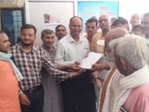 औरैया19सितम्बर23*एससी एसटी एक्ट के दुरुपयोग रोकने हेतु जन जागरण समिति ने 61वां ज्ञापन एडीएम को सौंपा।