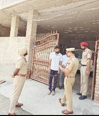 पंजाब 21 सितम्बर 2023* डीएसपी अबोहर अरूण मुंडन व नगर थाना प्रभारी सुनील कुमार ने असामाजिक तत्वों के घरों की चैकिंग की पंजाब 21 सितम्बर 2023* डीएसपी अबोहर अरूण मुंडन व नगर थाना प्रभारी सुनील कुमार ने असामाजिक तत्वों के घरों की चैकिंग की