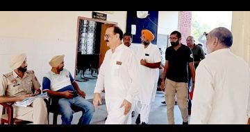 पंजाब 26 सितम्बर 2023* पूर्व विधायक अरूण नारंग ने की एसडीएम से मुलाकात, अबोहर की समस्याओं से करवाया अवगत