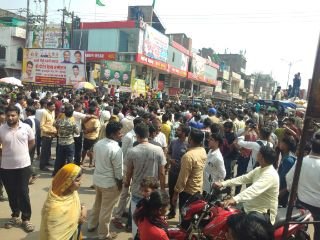 उन्नाव30सितम्बर23*बंगरमऊ के बोधेश्वर मंदिर में पूजा के दौरान हमला।