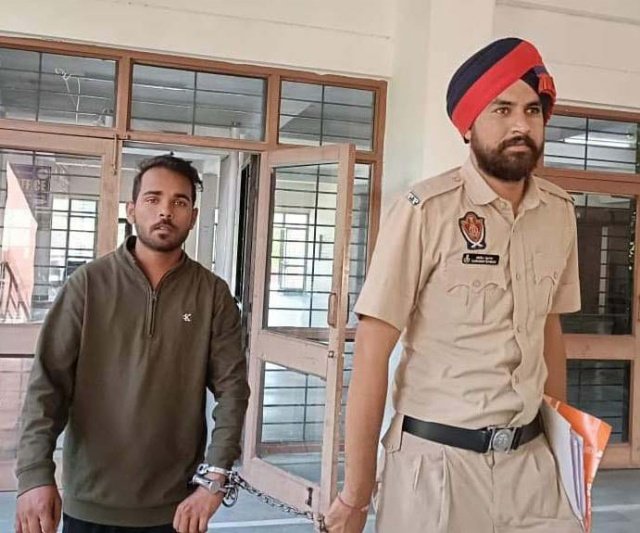 पंजाब 21 अक्टूबर 2023* नाबालिग लडकी को शादी का झांसा देकर बलात्कार करने वाला व्यक्ति साहिल कुमार गिरफ्तार, रिमांड के पश्चात जेल भेजा