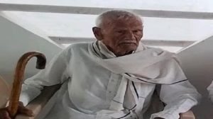 इटावा01अक्टूबर23*समाजवादी पार्टी के राष्ट्रीय महासचिव रामगोपाल यादव के बड़े भाई अतर सिंह यादव का हुआ निधन,*