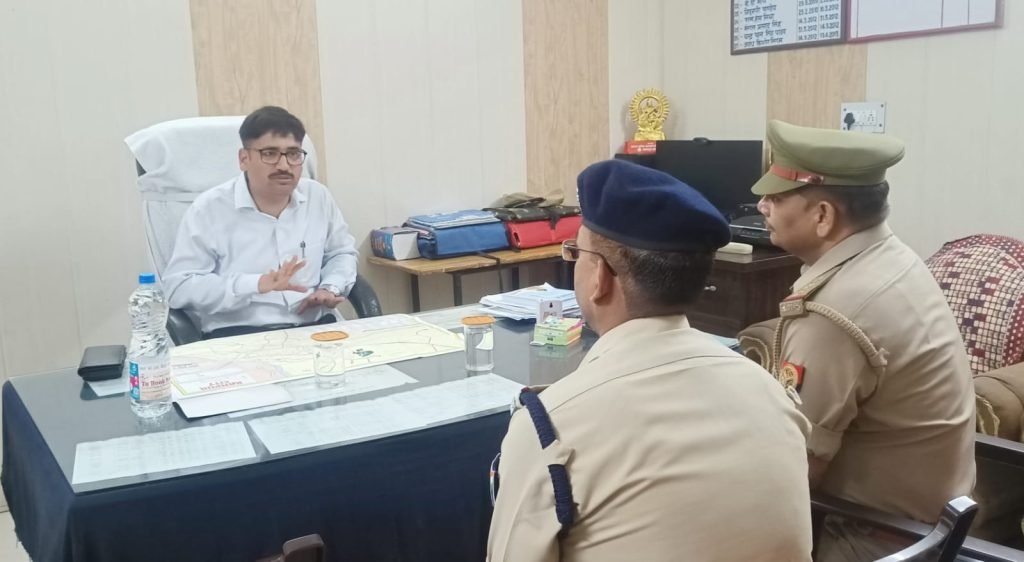 कानपुर4अक्टूबर23*पुलिस आयुक्त ने किया कानपुर नगर के रेलवे स्टेशन का निरीक्षण। कानपुर4अक्टूबर23*पुलिस आयुक्त ने किया कानपुर नगर के रेलवे स्टेशन का निरीक्षण।