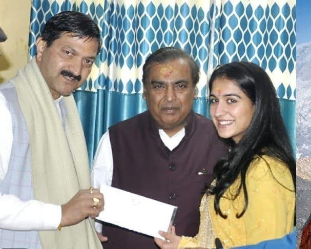 केदारनाथ13अक्टूबर23*केदारनाथ पहुंचे उद्योगपति मुकेश अंबानी।*