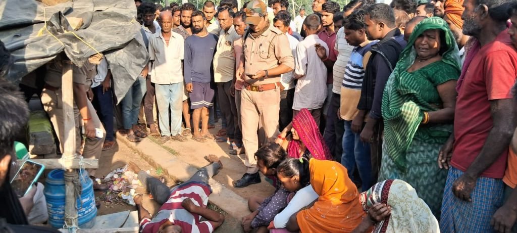 प्रयागराज14अक्टूबर23*झूंसी थाना अंतर्गत छतनाग क्षेत्र के HRI के पास एक व्यक्ति की गोली मारकर हत्या प्रयागराज14अक्टूबर23*झूंसी थाना अंतर्गत छतनाग क्षेत्र के HRI के पास एक व्यक्ति की गोली मारकर हत्या