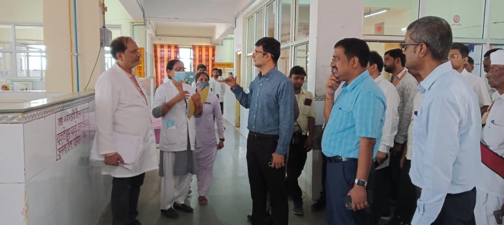 कौशाम्बी20अक्टूबर23*मण्डलायुक्त ने जिला अस्पताल का किया निरीक्षण* कौशाम्बी20अक्टूबर23*मण्डलायुक्त ने जिला अस्पताल का किया निरीक्षण*