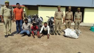  कानपुर नगर27अक्टूबर23*अपराध एवं अपराधियों के विरुद्ध चलाए जा रहे अभियान के क्रम में 05 अभियुक्त गिरफ्तार किए गए।