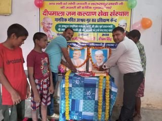 कौशाम्बी2अक्टूबर23*महात्मा गांधी और लाल बहादुर शास्त्री की मनाई गई जयंती*