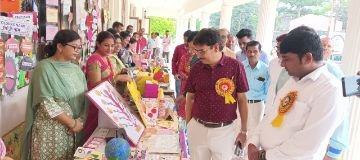 कौशाम्बी4अक्टूबर23*निपुण छात्र-छात्राओं को सीडीओ ने वितरित किया निपुण प्रमाण-पत्र*