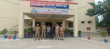 कौशाम्बी05अक्टूबर23*चांदी के बिछुआ और मोबाइल के साथ दो चोरों को पुलिस ने किया गिरफ्तार*