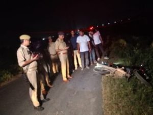 फिरोजाबाद07अक्टूबर23*नारखी पुलिस को मिली सफलता,गढ़ी कल्याण में ट्रैक्टर चढ़ाकर की थी निर्मम हत्या*