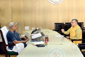 लखनऊ12अक्टूबर23*कारागार मंत्री धर्मवीर प्रजापति पहुंचे राजभवन*