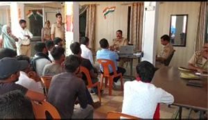 कौशाम्बी12अक्टूबर23*संदीपन घाट थाना में दुर्गा पूजा एवम दशहरा त्यौहार को लेकर पीस कमेटी की बैठक संपन्न*