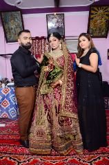 कौशाम्बी13अक्टूबर23*कौशांबी में पहली बार दो प्रोफेशनल मेकअप और हेयरस्टाइलिस एक स्टेज पर नजर आए*