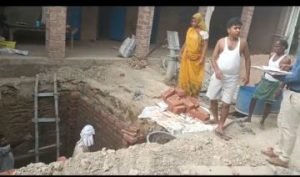 कानपुर14अक्टूबर23*दबंगों द्वारा चरागाह की जमीन कब्जा पर लेखपाल के रोकने पर दी लेखपाल को भी धमकी। 