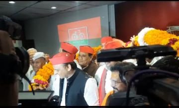 लखनऊ13अक्टूबर23*समाजवादी पार्टी के प्रदेश कार्यालय में पिछड़ा वर्ग प्रकोष्ठ की बैठक हुई।