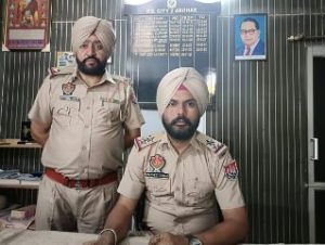 पंजाब 16 अक्टूबर 2023* नगर थाना पुलिस ने 6 जुआरियों को नगरी सहित काबू किया