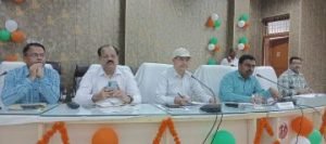 कौशाम्बी18अक्टूबर23*कई विभागों की योजनाओं में लापरवाही पाए जाने पर अधिकारियों पर डीएम ने प्रकट की नाराजगी*