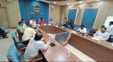 गोरखपुर*20अक्टूबर23*एमपी रवि किशन की अध्यक्षता में हुई बैठक* गोरखपुर*20अक्टूबर23*एमपी रवि किशन की अध्यक्षता में हुई बैठक*