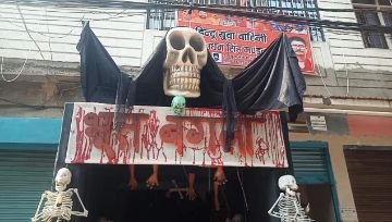 वाराणसी22अक्टूबर23*चौरसिया दुर्गोत्सव समिति में बना भूत बंगला दृश्य*