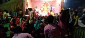 कौशाम्बी23अक्टूबर23*पूरामुफ्ती थाना के सामने हुआ मातारानी का भब्य जागरण*