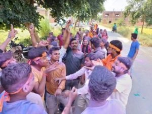 कौशाम्बी23अक्टूबर23*ढोल ताशे पर नृत्य करते भक्तों ने किया मां दुर्गा की प्रतिमा विसर्जित*