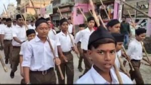 भागलपुर24अक्टूबर23*शहर में निकल गई पथ संचलन शोभा यात्रा, हुआ बौद्धिक कार्यक्रम का आयोजन*