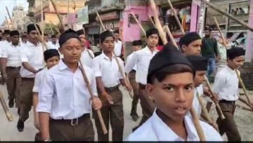 भागलपुर24अक्टूबर23*शहर में निकल गई पथ संचलन शोभा यात्रा, हुआ बौद्धिक कार्यक्रम का आयोजन*