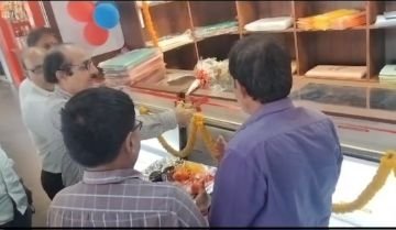 भागलपुर29अक्टूबर23*रेलवे स्टेशन के प्लेटफॉर्म एक पर आज उद्घाटन किया भगलपुर के स्टेशन प्रबंधक ने काउंटर का शुभारंभ भागलपुर29अक्टूबर23*रेलवे स्टेशन के प्लेटफॉर्म एक पर आज उद्घाटन किया भगलपुर के स्टेशन प्रबंधक ने काउंटर का शुभारंभ