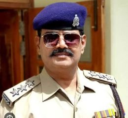 कानपुर30अक्टूबर23*कई सर्किल में तैनात रहे गरीबों की मदद करने वाले एसीपी त्रिपुरारी पांडेय का लंबी बीमारी के चलते निधन। कानपुर30अक्टूबर23*कई सर्किल में तैनात रहे गरीबों की मदद करने वाले एसीपी त्रिपुरारी पांडेय का लंबी बीमारी के चलते निधन।