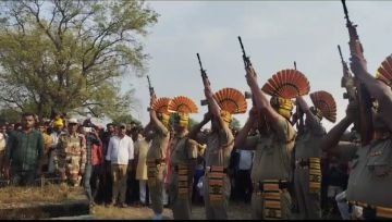 बाँदा31अक्टूबर23*राष्ट्रीय सम्मान के साथ सेना के जवान का हुआ अंतिम संस्कार*