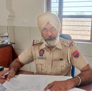 पंजाब03नवम्बर23*रेलवे थाना अबोहर में पंजाब पुलिस के नए प्रभारी सौदागर सिंह ने पद्भार संभाला