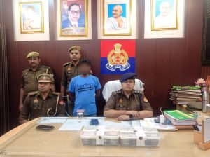 हापुड़05नवम्बर23*थाना हापुड़ नगर पुलिस ने चोरी की घटना में वांछित अभियुक्त को किया गिरफ्तार*