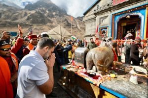 रुद्रप्रयाग05नवम्बर23*केदारनाथ धाम में राहुल गांधी ने किए दर्शन, अगले 2 दिन केदारनाथ में रहेंगे राहुल गांधी.