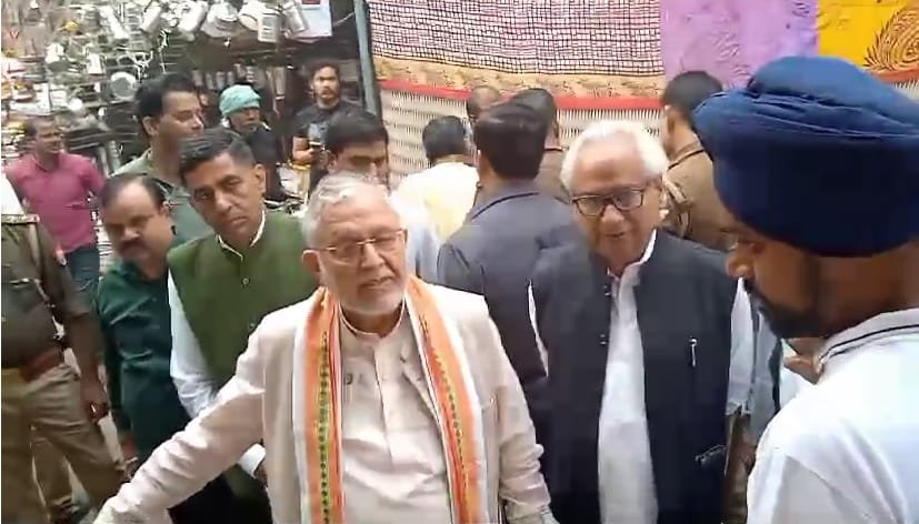 लखनऊ10नवम्बर23*मंत्री सुरेश खन्ना ने सफाई व्यवस्था का किया निरीक्षण लखनऊ10नवम्बर23*मंत्री सुरेश खन्ना ने सफाई व्यवस्था का किया निरीक्षण