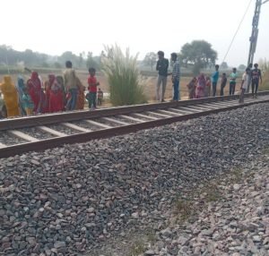 कौशाम्बी11नवम्बर23*ट्रेन हादसे में विकलांग महिला की मौत*