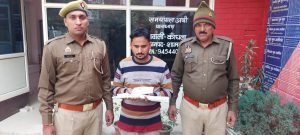 शामली21नवम्बर23*चेकिंग अभियान के दौरान बांछित अभियुक्त गिरफ्तार।