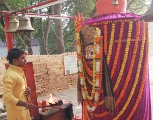 उत्तरकाशी29नवम्बर23*सुरंग से मजदूरों की सकुशल वापसी, बाबा लाट भैरव की आरती कर जताया आभार